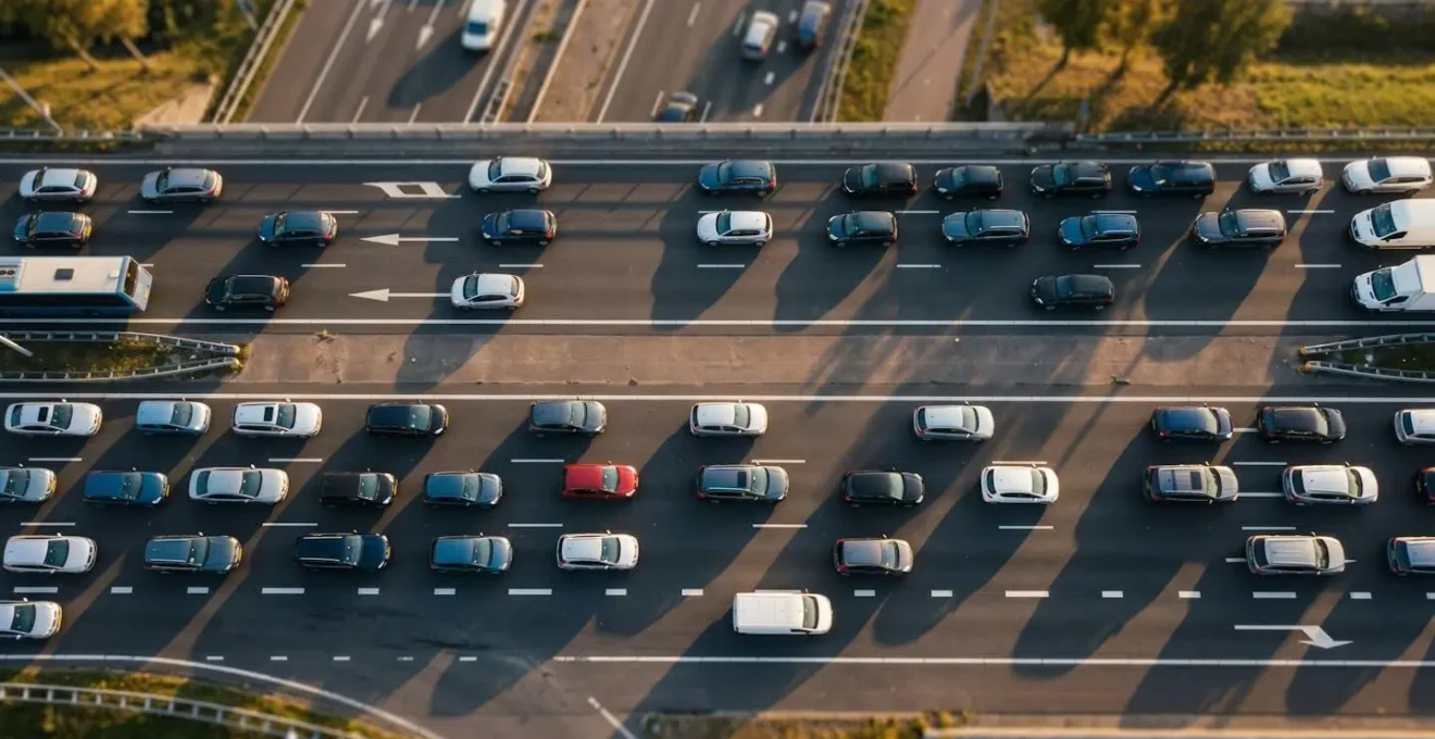 Visualisatie van het harmonica-effect in fileverkeer met ACC